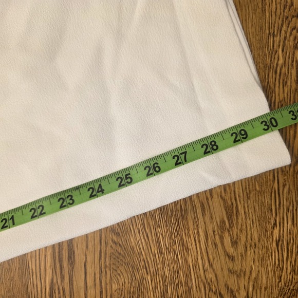 Vince Camuto Sz 6 White With Black Trim Evening Formal Jumpsuit Slimming NWT - Picture 4 of 16